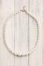 Load image into Gallery viewer, Pearls Classico